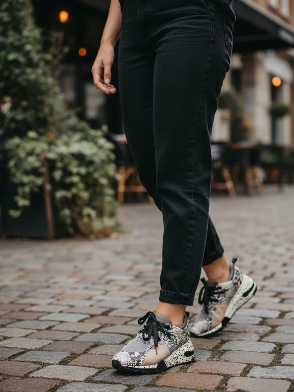 Steve Madden Beige Black Snake Print Sneakers